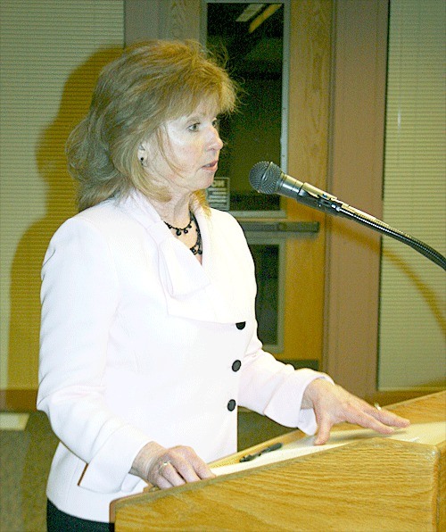 Oak Harbor Elementary School principal Dorothy Day explains how kindergarten teachers adjusted to the new schedule.