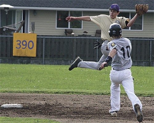 Oak Harbor's Brent Mertins