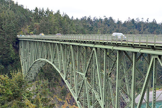 Motorists can expect 20-minute delays starting next week on the Deception Pass Bridge.