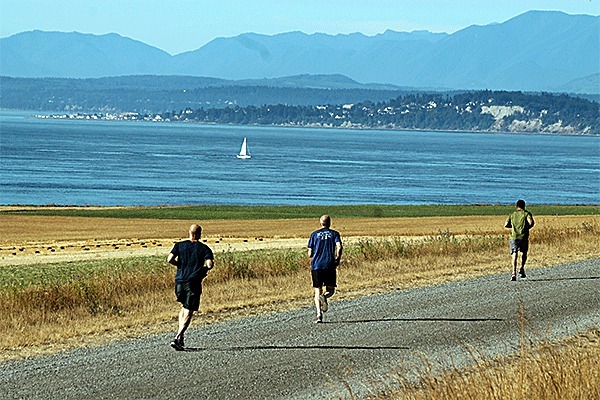 Runners take in some of the beauty of the Race the Reserve course.