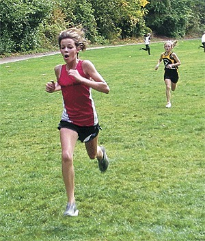 Laura Rodeheffer of the Whidbey Island Running Club comes from behind to win.