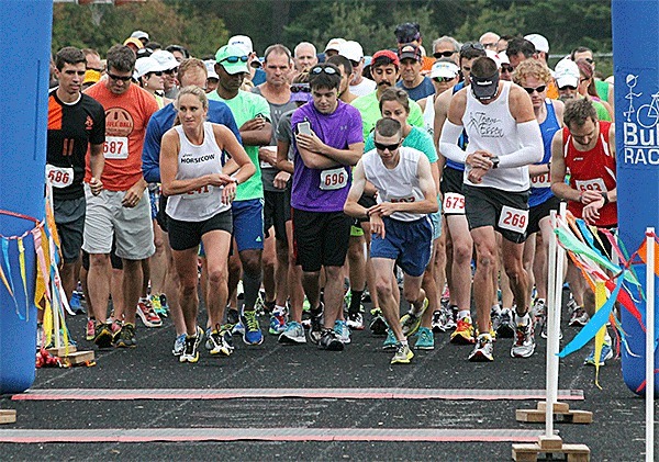 They're off: Runners head out at the beginning of last year's Race the Reserve.