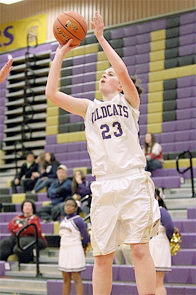 Oak Harbor's Kelsey Rankin takes a shot during a game against Mountlake Terrace.