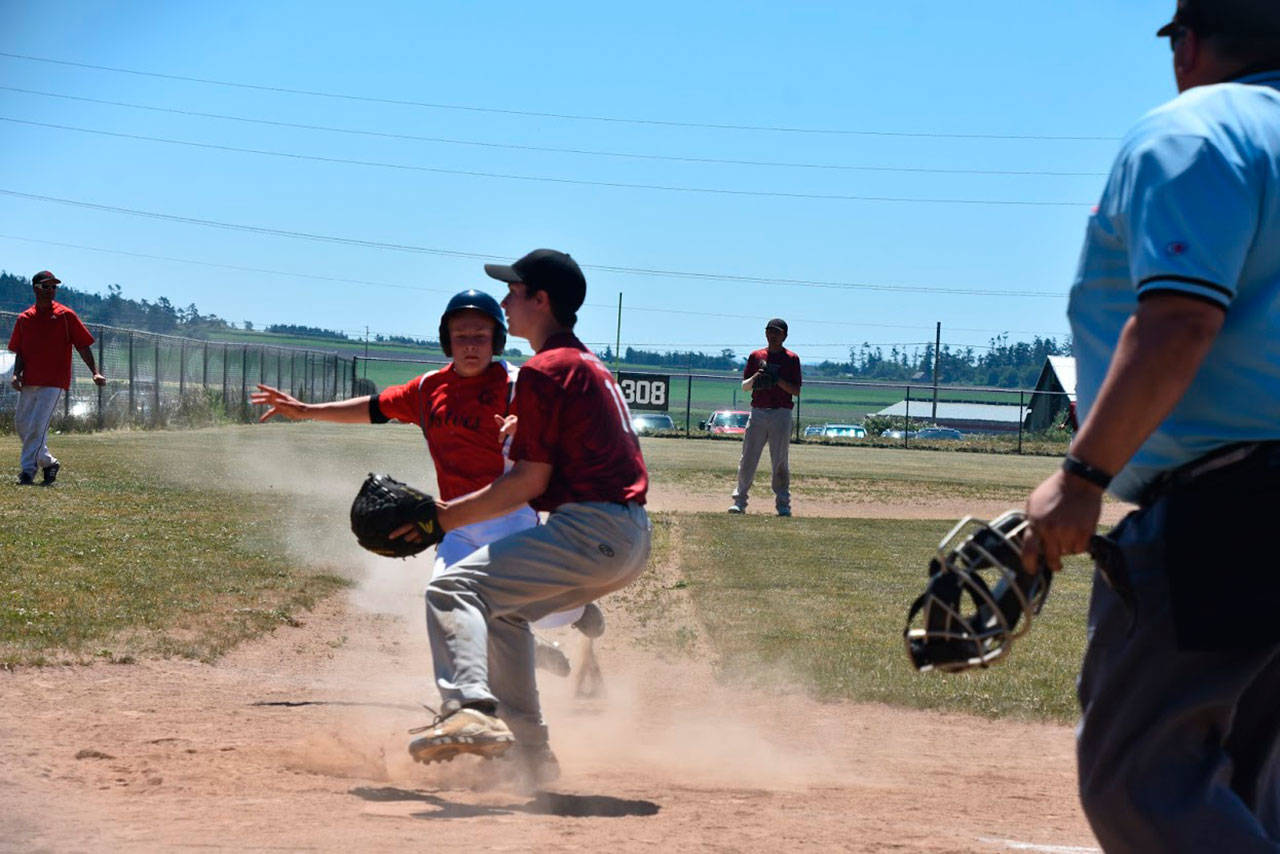 Wolves split final regular season games / Babe Ruth baseball