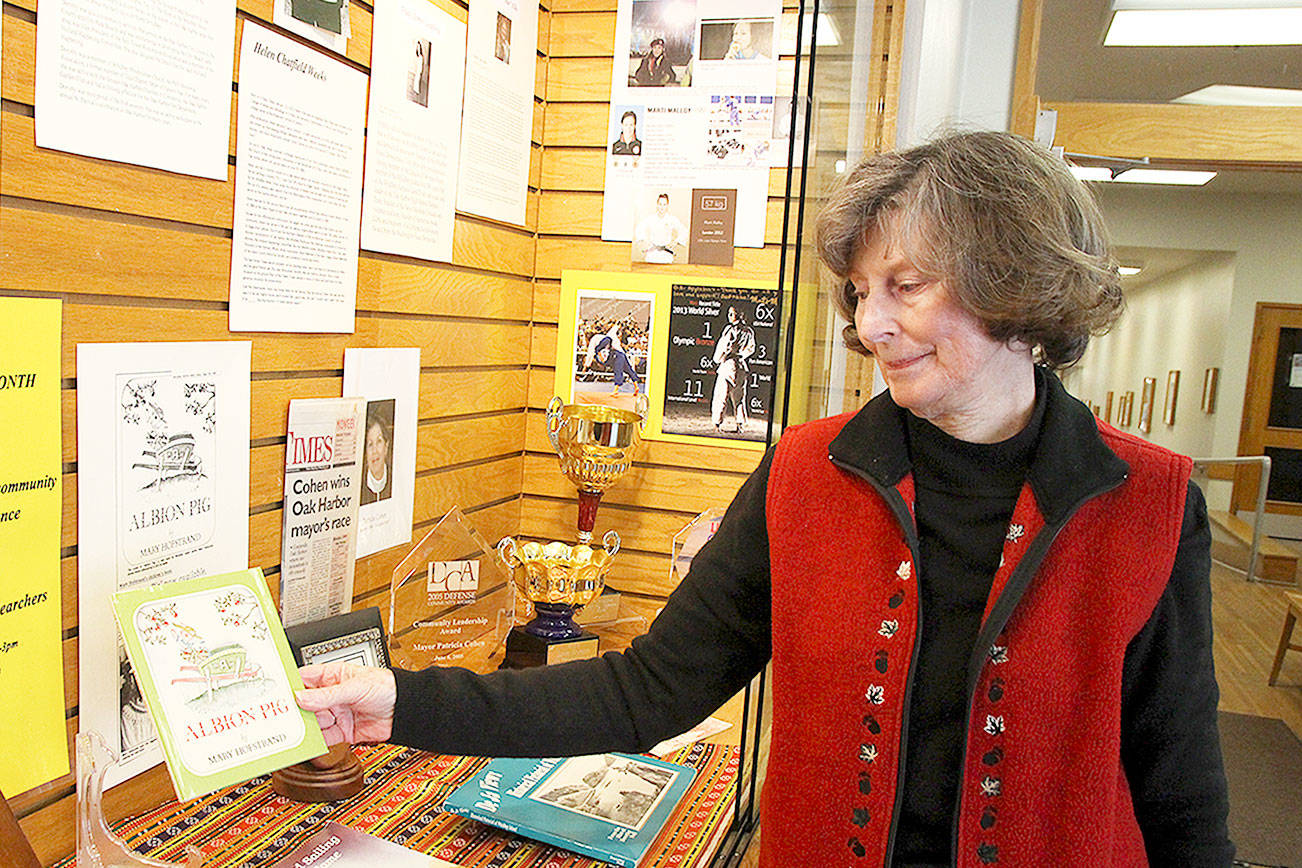 Library display recognizes accomplishments of local women