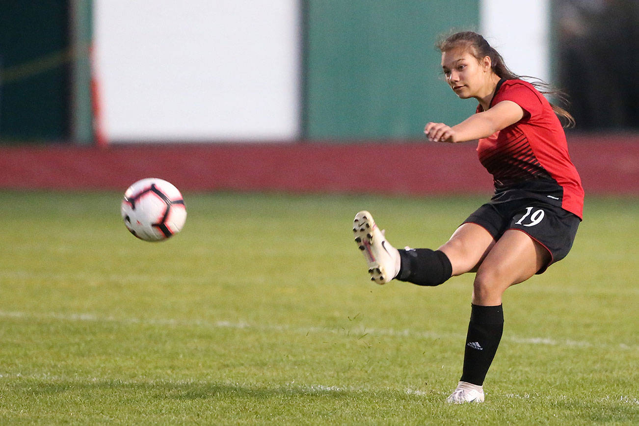 Coupeville collects crucial win / Soccer