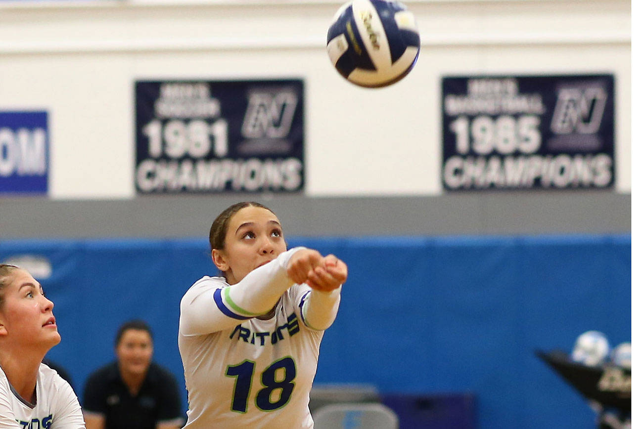 Former Wildcats meet in college volleyball match / Alumni update