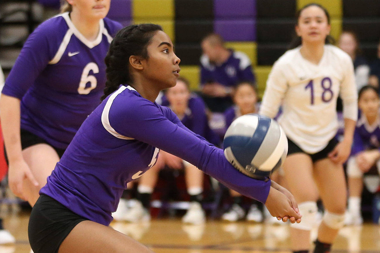 Wildcats win district opener, play for state berth tonight / Volleyball