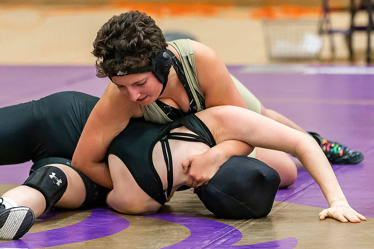 Winter prep preview / Oak Harbor girls wrestling