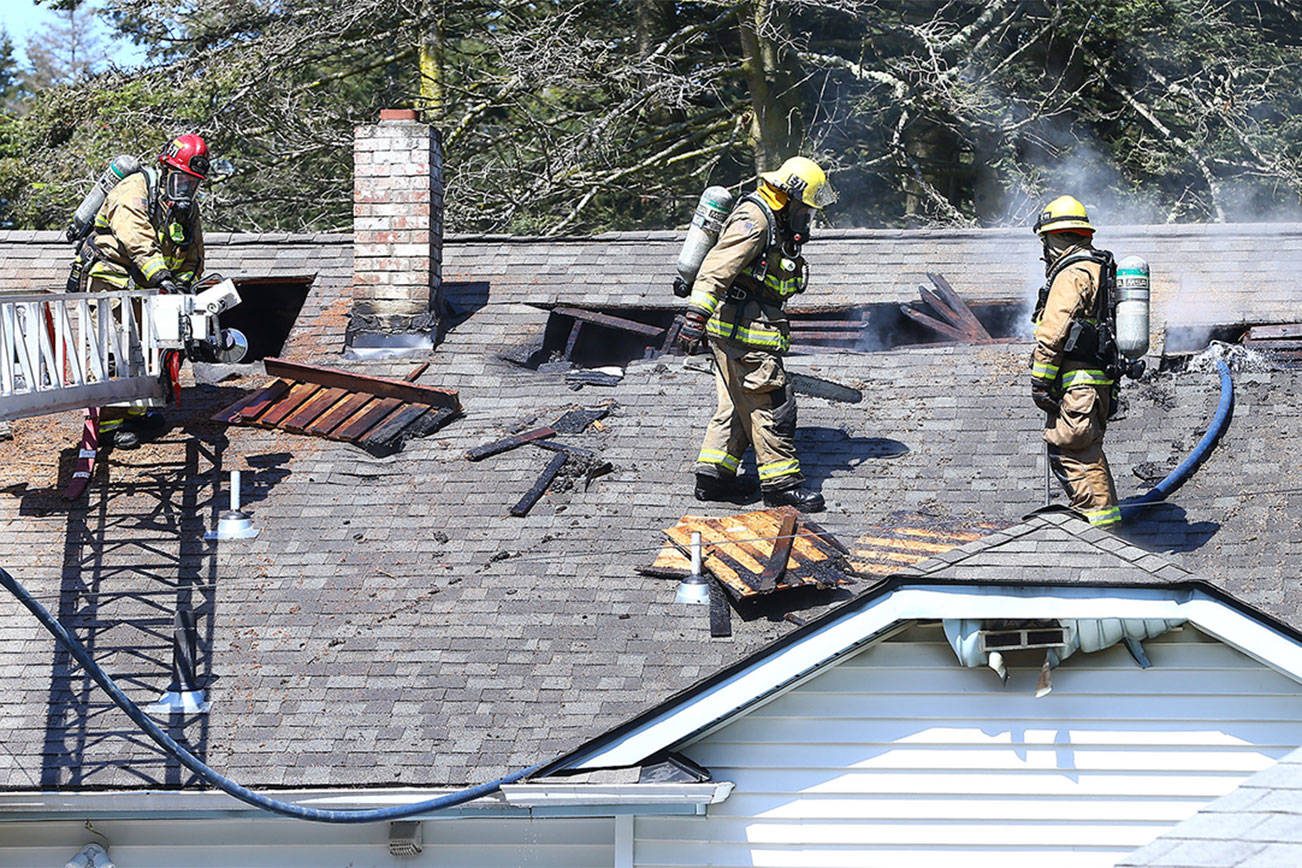 House damaged after kitchen fire spreads